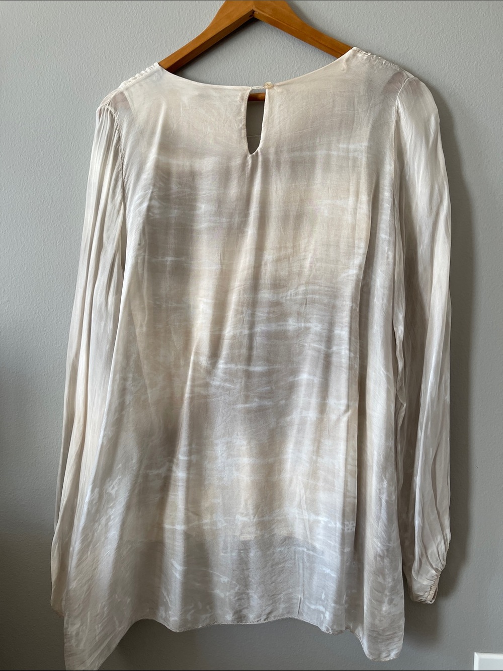 Italian Silk blend Cream Ruffle Hem Blouse - Picture 8 of 14